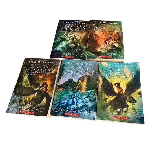 Percy Jackson Complete Series Set 1-5 Paperback Books Rick Riordan Lot of 5 - Picture 1 of 8